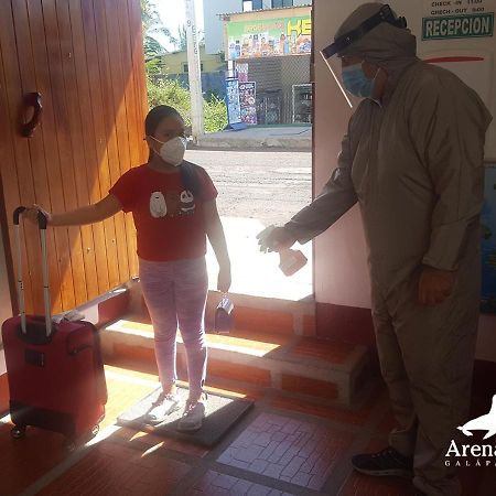 Hostal Arena Negra Puerto Ayora  Exteriér fotografie