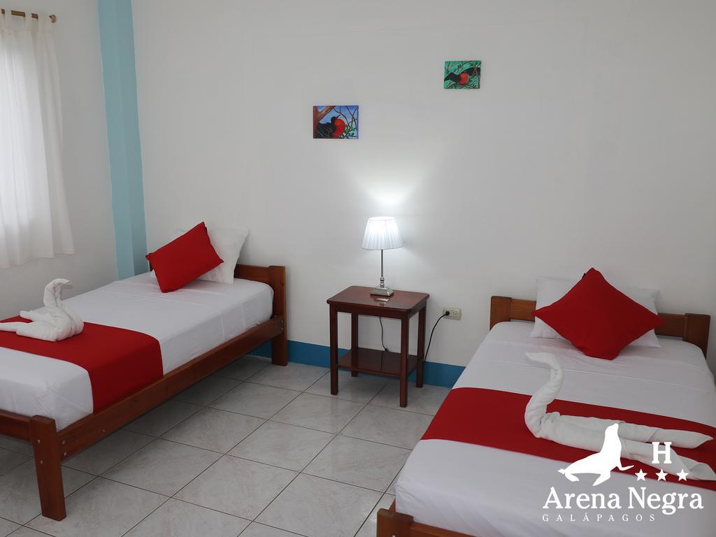 Hostal Arena Negra Puerto Ayora  Exteriér fotografie