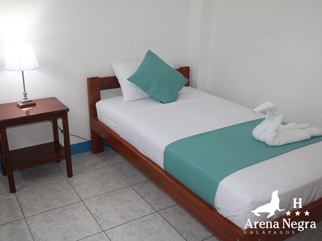 Hostal Arena Negra Puerto Ayora  Exteriér fotografie
