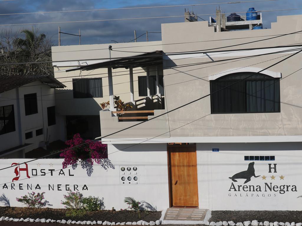 Hostal Arena Negra Puerto Ayora  Exteriér fotografie