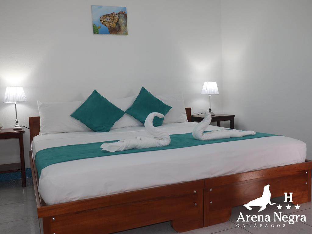 Hostal Arena Negra Puerto Ayora  Exteriér fotografie