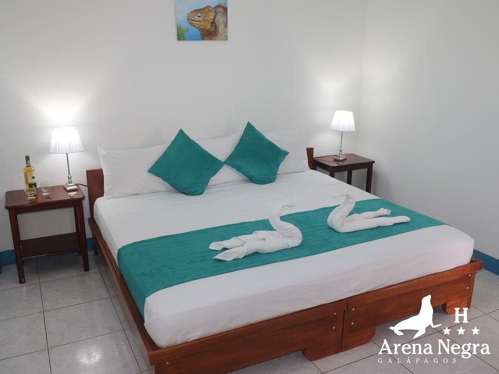 Hostal Arena Negra Puerto Ayora  Exteriér fotografie