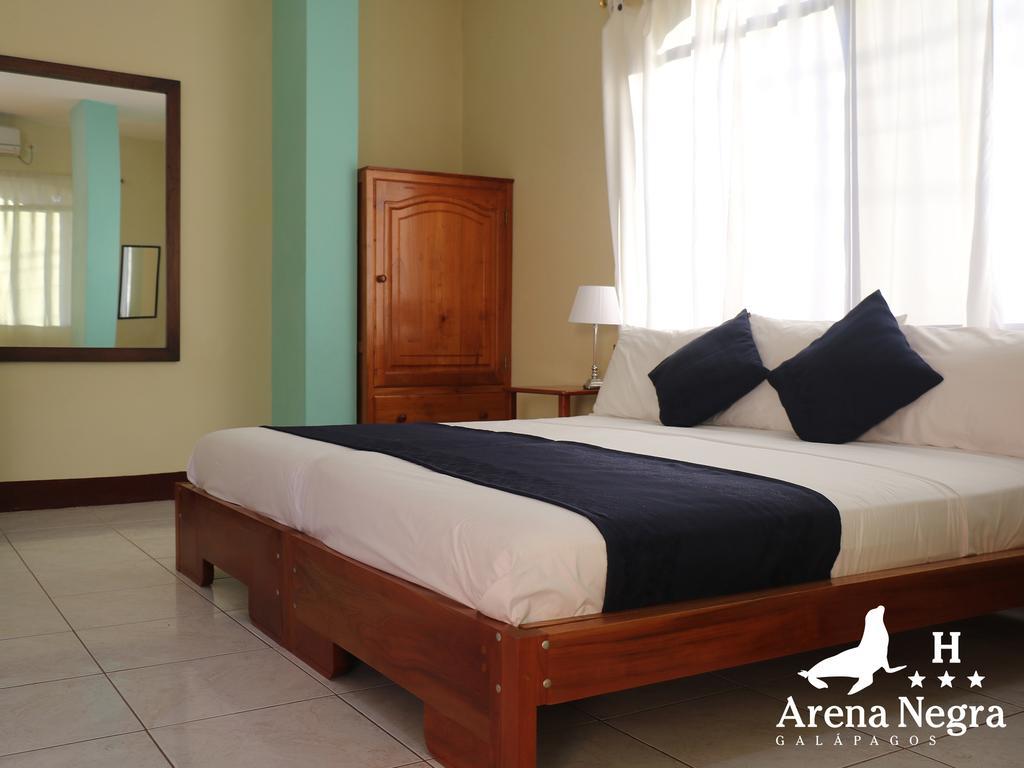 Hostal Arena Negra Puerto Ayora  Exteriér fotografie