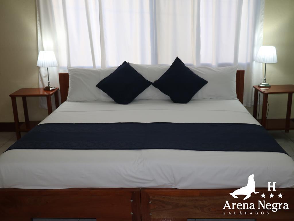 Hostal Arena Negra Puerto Ayora  Exteriér fotografie