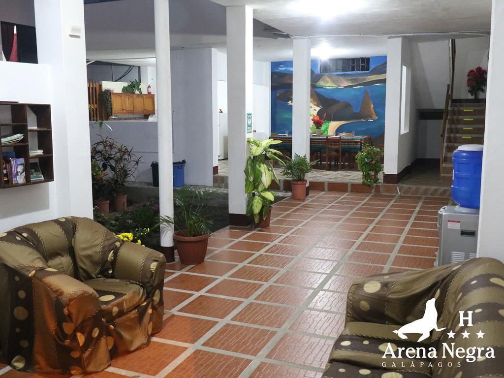 Hostal Arena Negra Puerto Ayora  Exteriér fotografie