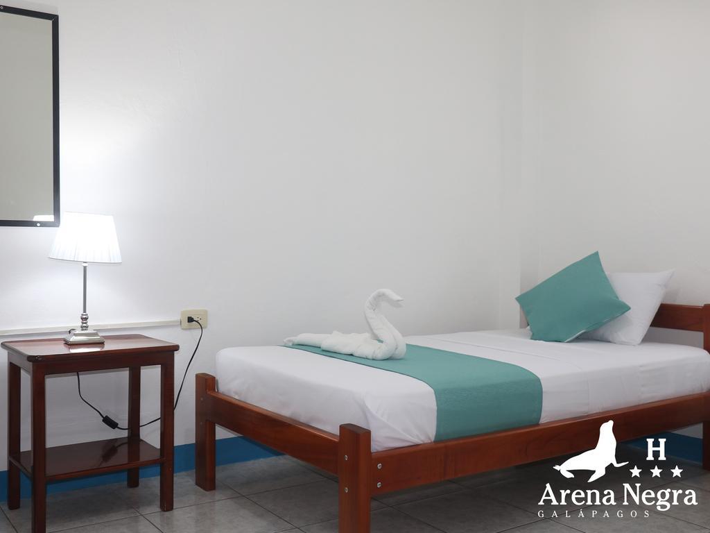 Hostal Arena Negra Puerto Ayora  Exteriér fotografie