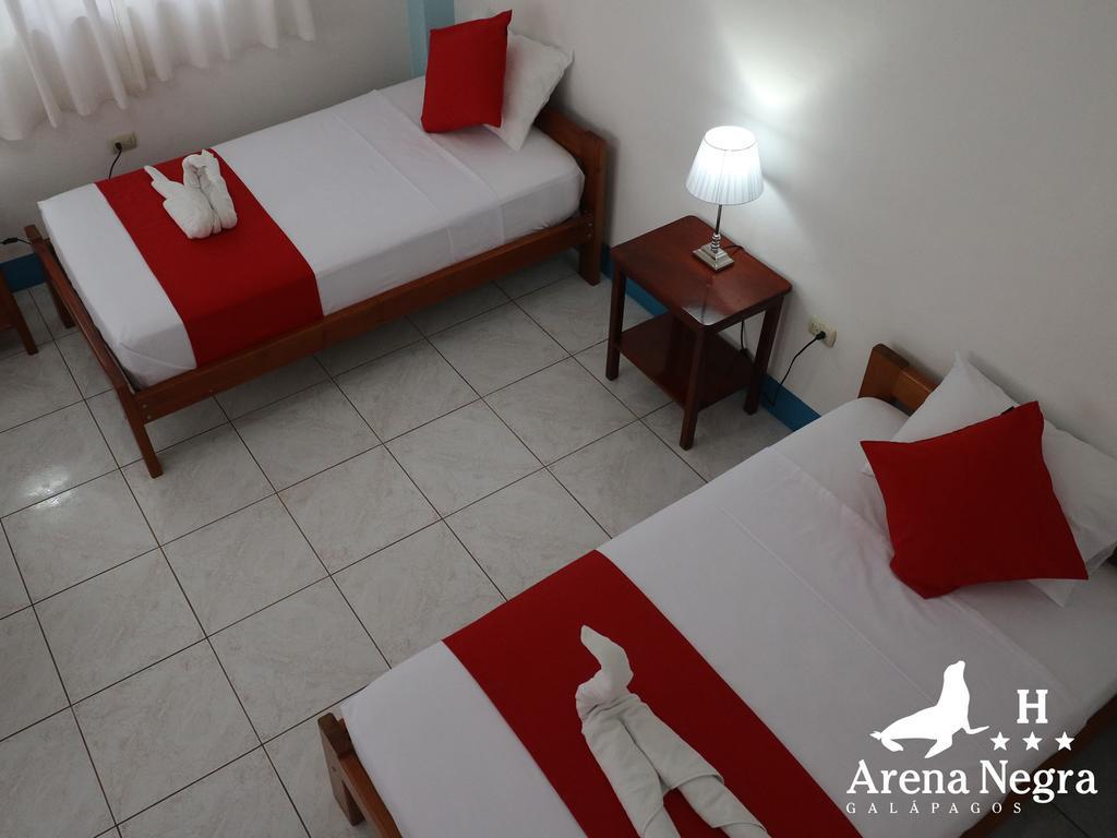Hostal Arena Negra Puerto Ayora  Exteriér fotografie