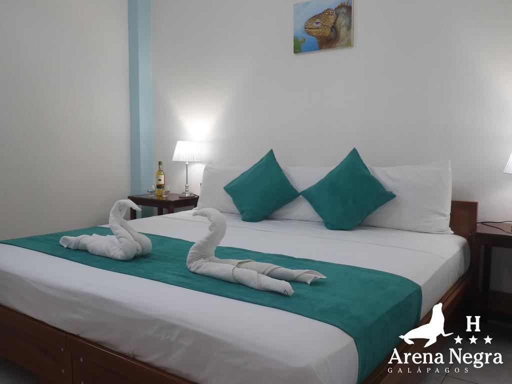 Hostal Arena Negra Puerto Ayora  Exteriér fotografie