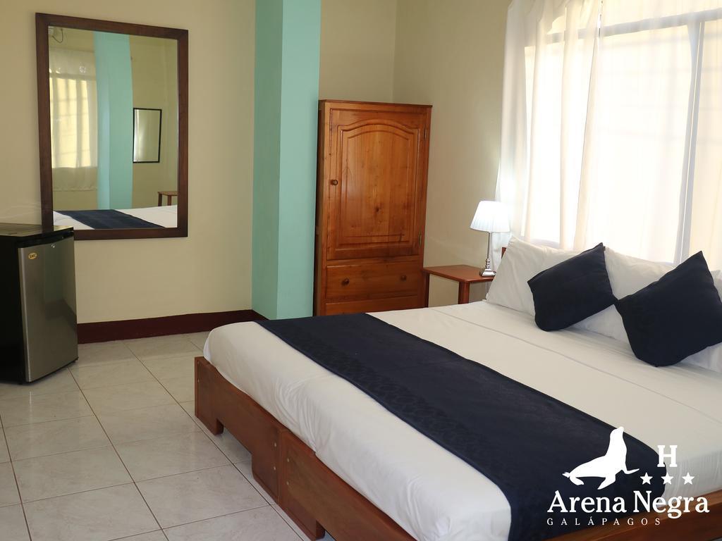 Hostal Arena Negra Puerto Ayora  Exteriér fotografie
