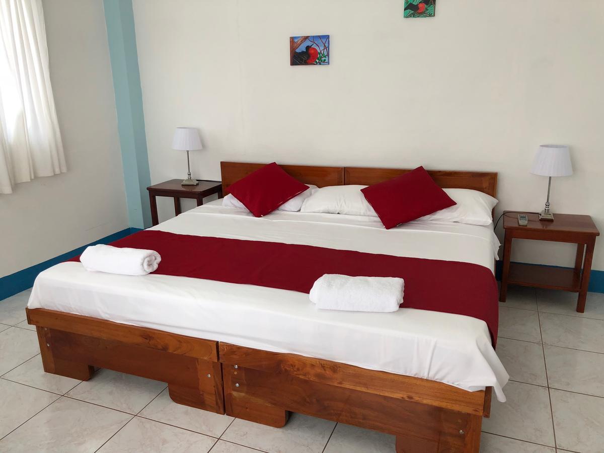 Hostal Arena Negra Puerto Ayora  Exteriér fotografie