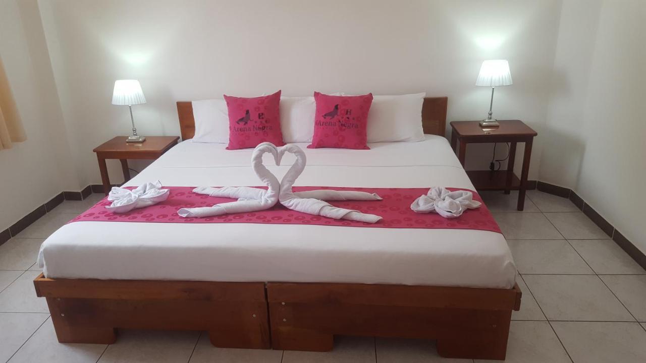Hostal Arena Negra Puerto Ayora  Exteriér fotografie