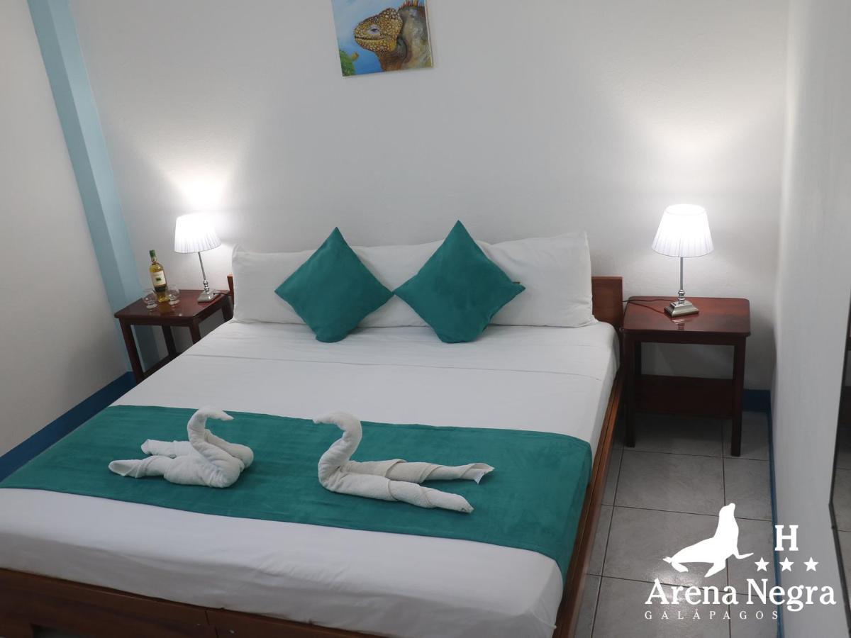 Hostal Arena Negra Puerto Ayora  Exteriér fotografie